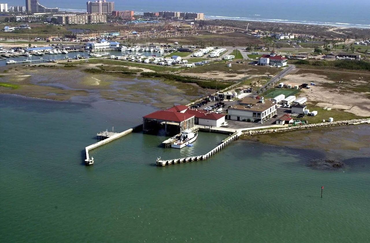 Naval Facility Roofing in Coral Springs, FL